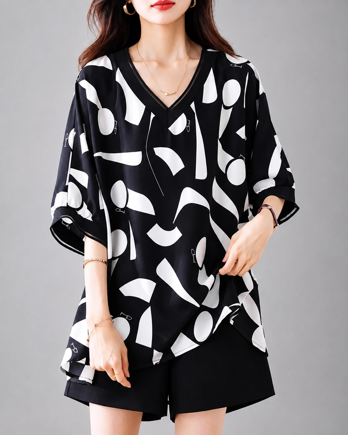 Women's Chiffon Blouse – V-Neck Print with Short Sleeves – Loose Fit for Summer