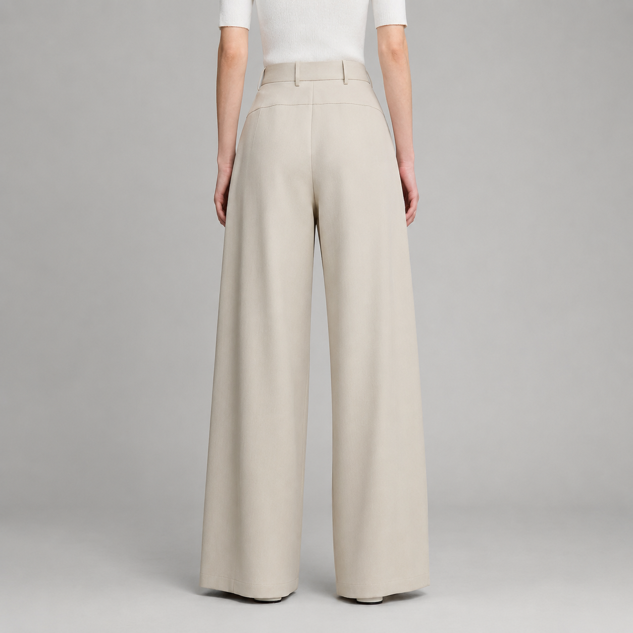 Women's Loose Fit Wide Leg Pants – Pleated Design in Lightweight Fabric