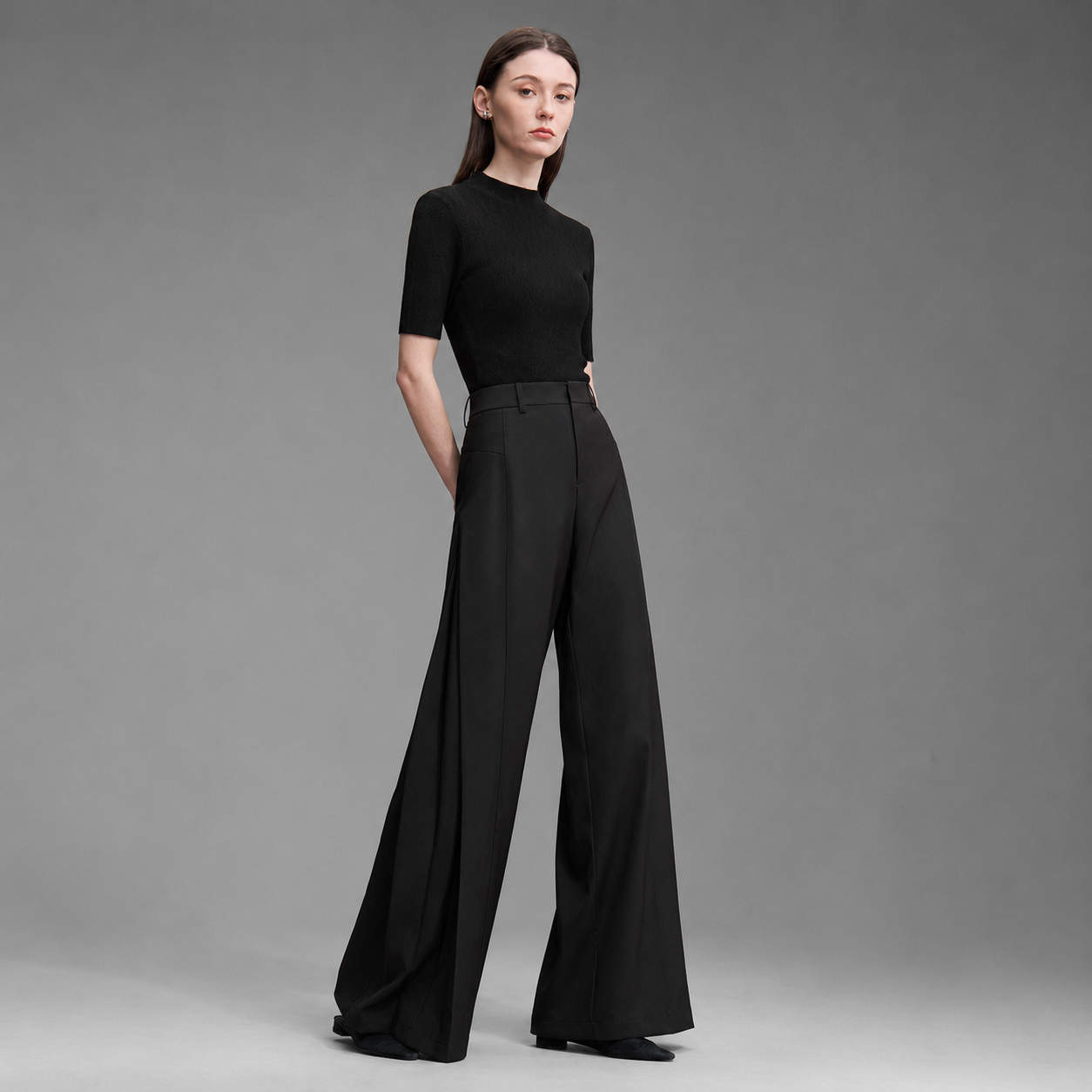 Women's Lightweight Linen Wide Leg Pants – Loose Fit with Pleated Design