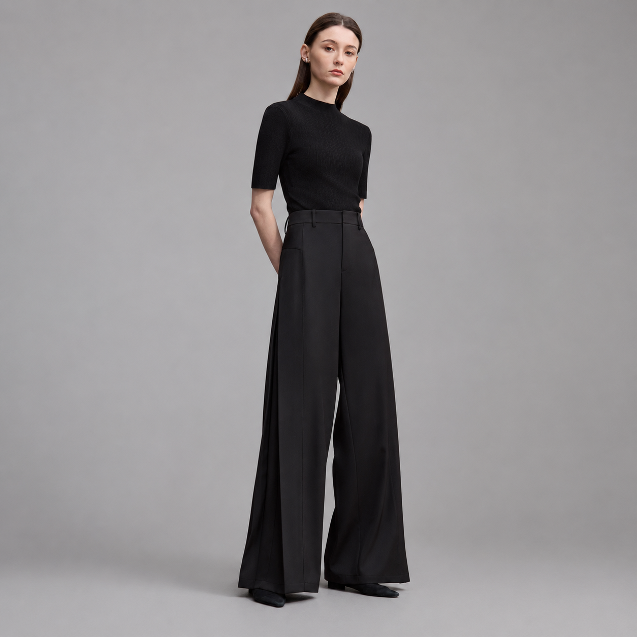 Women's Lightweight Linen Wide Leg Pants – Loose Fit with Pleated Design