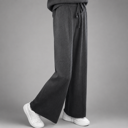 Women's Cashmere Knit Wide Leg Pants – Relaxed Fit for Autumn/Winter
