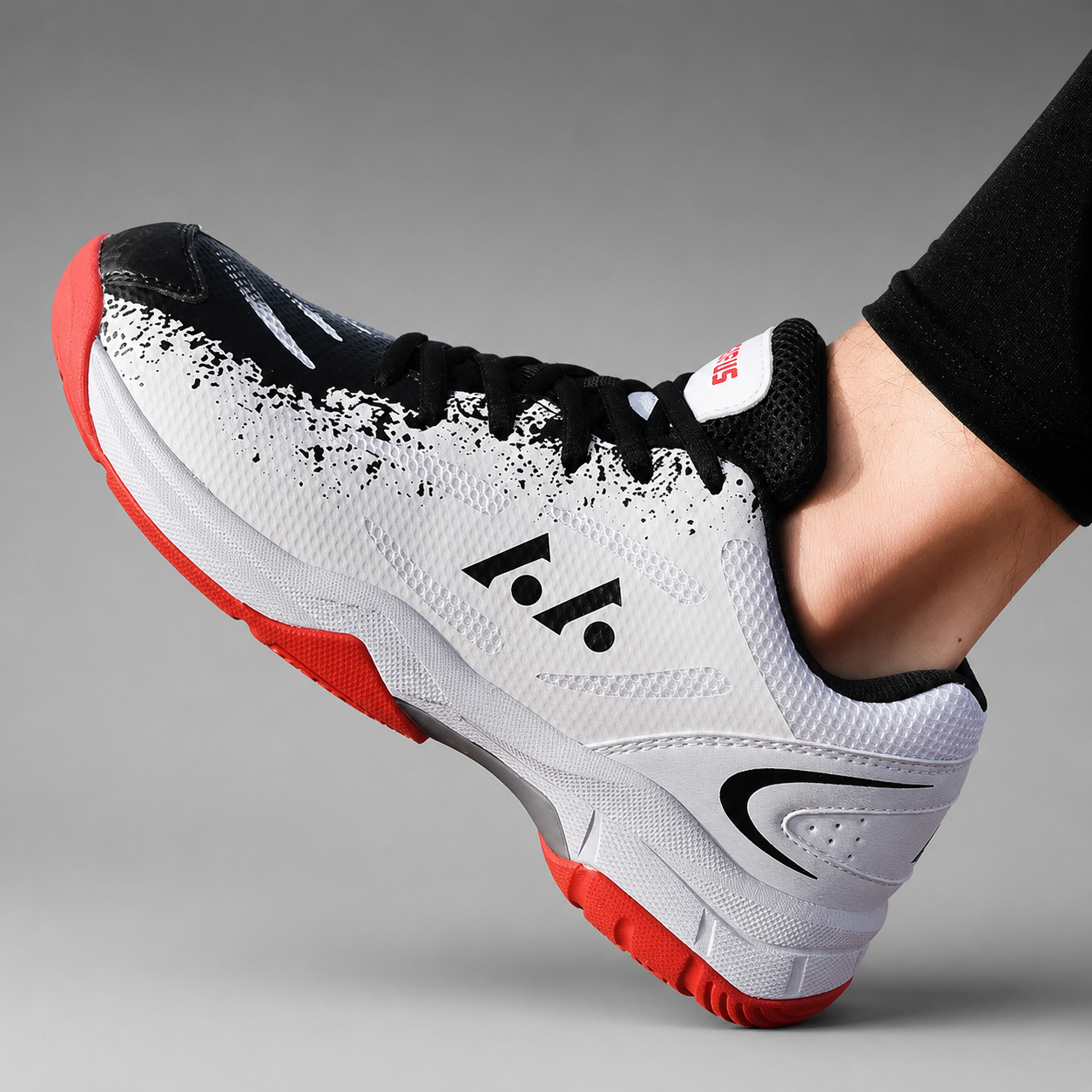 Men's Lightweight Badminton Sneakers – Non-Slip Sole, Lace-Up Closure